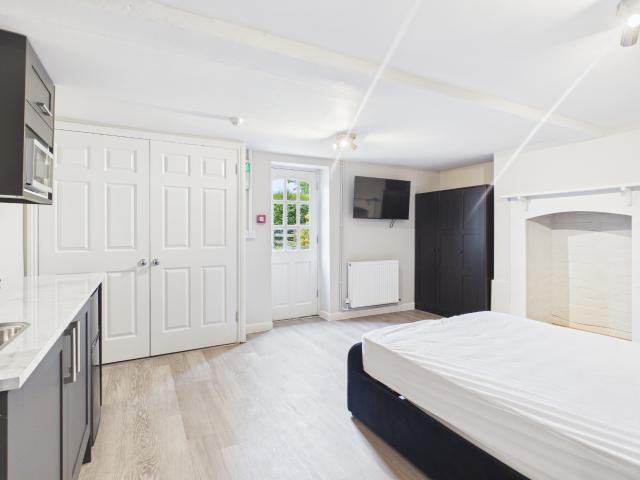 Room for rent in Gloucester, Gloucestershire