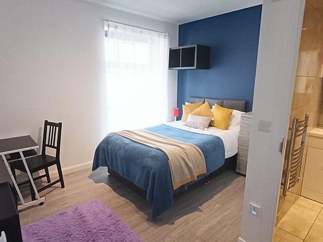 Room for rent in Greater London