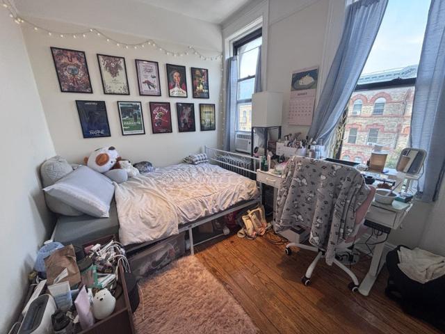 Room for rent in Arverne, New York
