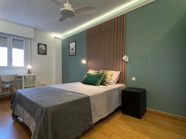 Habitación en alquiler en Viñas Viejas, Boadilla Del Monte