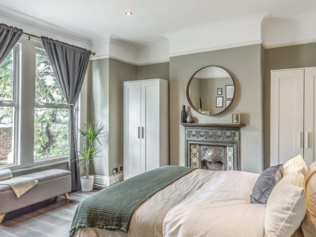 Room for rent in Whetstone, Oakleigh Park