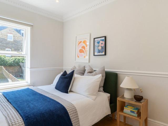 Room for rent in Clapham, Greater London