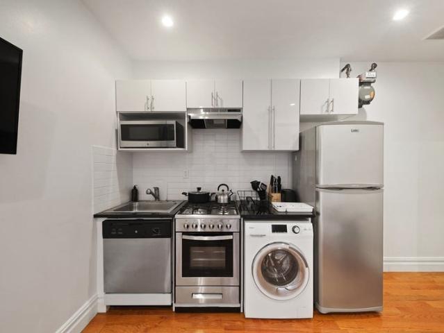 Room for rent in Manhattan Community Board 4, New York