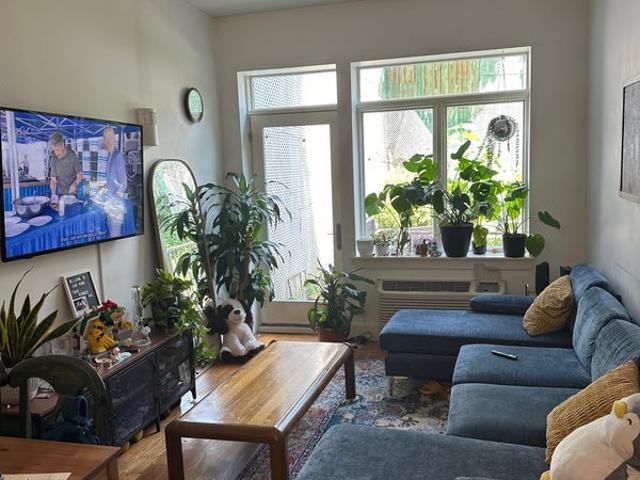 Room for rent in Arverne, New York