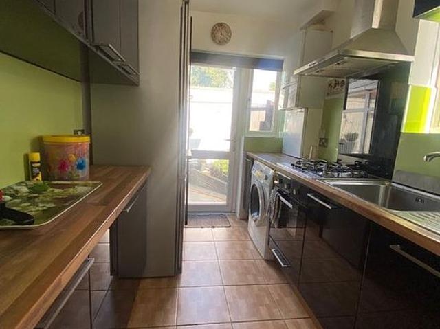 Room for rent in The Hale, Greater London