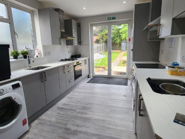 Room for rent in Preston, Greater London