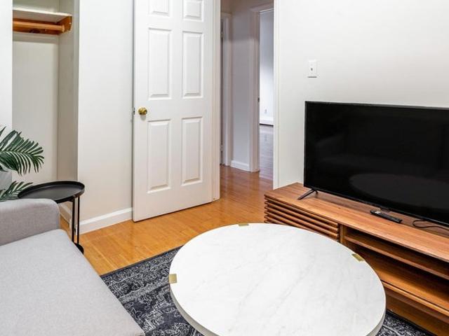 Room for rent in Arverne, New York