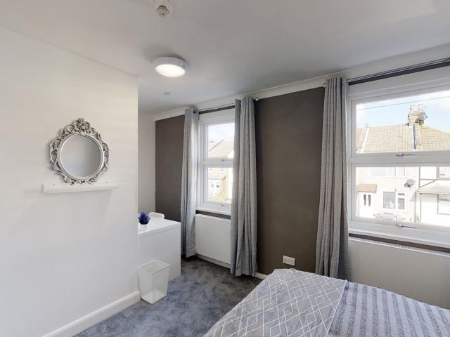 Room for rent in New Town, Dartford