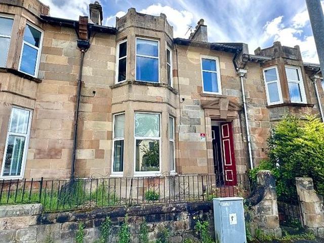 Room for rent in Maryhill Park, Summerston