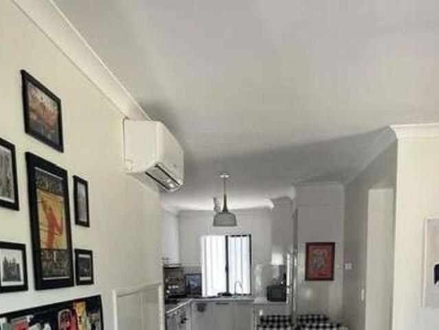 Townhouse for rent in Coolbellup, Western Australia