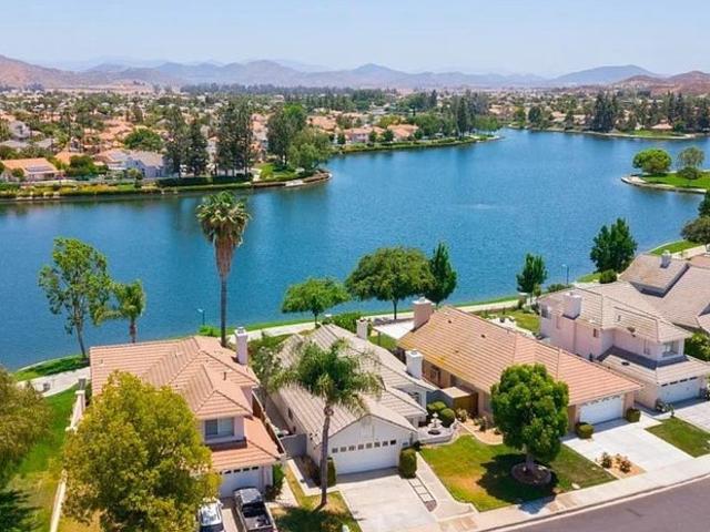 Room for rent in Menifee Lakes, Menifee