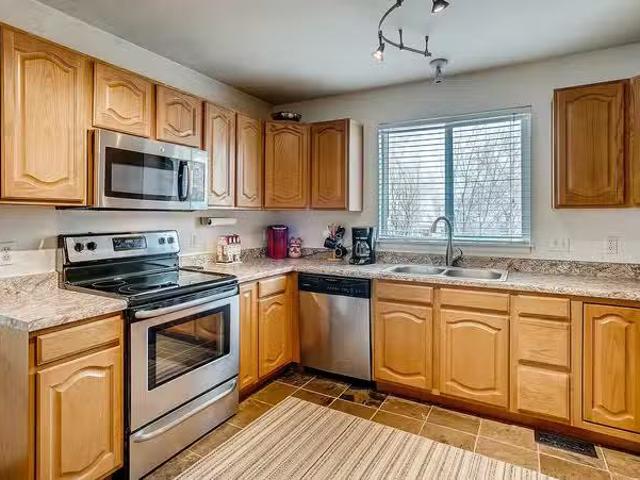 House for rent in Golden