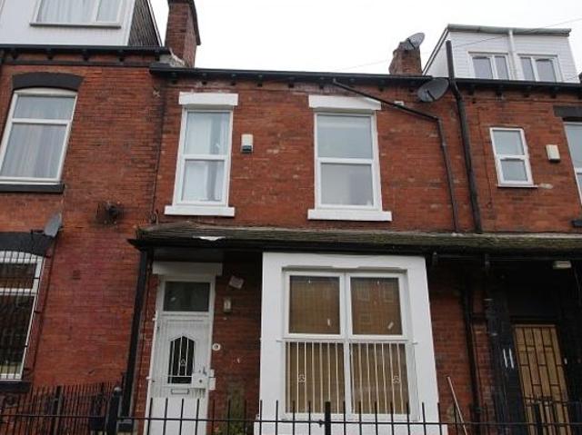 Room for rent in Hyde Park, Leeds