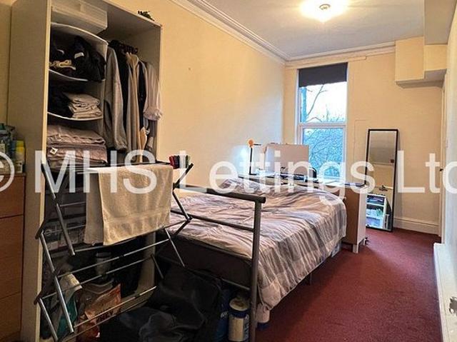 Room for rent in Woodhouse, West Yorkshire