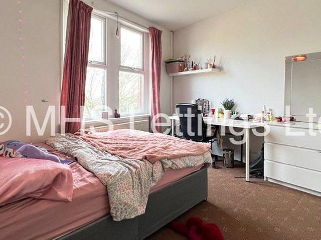 Room for rent in Woodhouse, West Yorkshire
