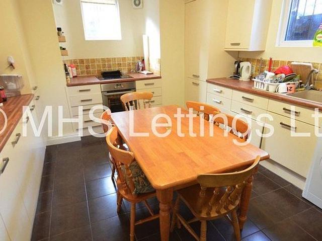 Room for rent in Woodhouse, West Yorkshire