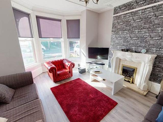 Room for rent in Beckett Park, Headingley