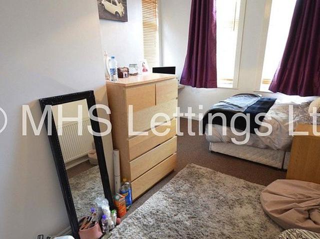 Room for rent in Woodhouse, West Yorkshire