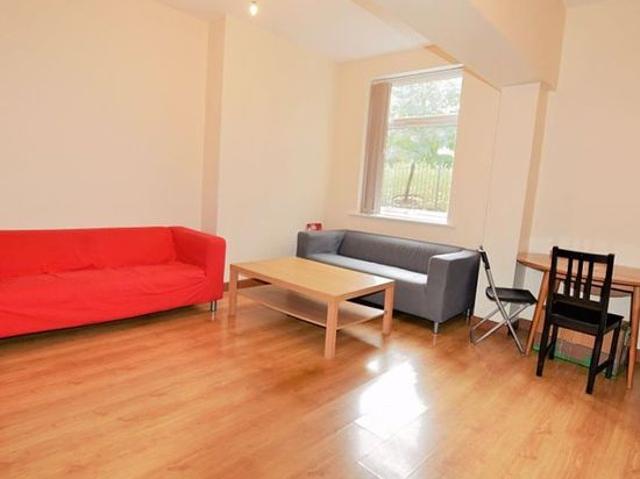 Room for rent in Woodhouse, West Yorkshire