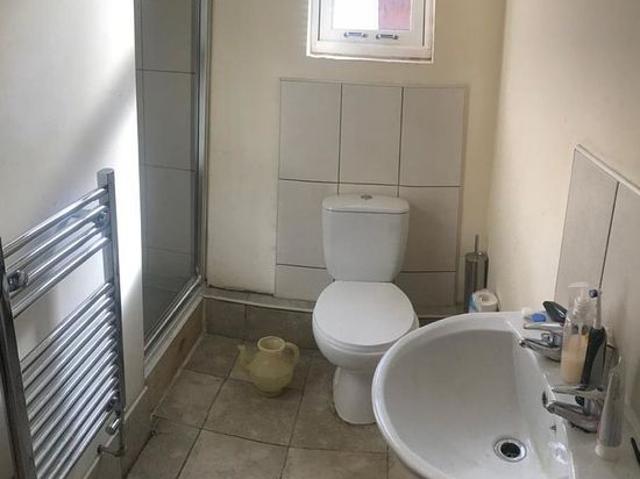 Room for rent in Little Woodhouse, Leeds