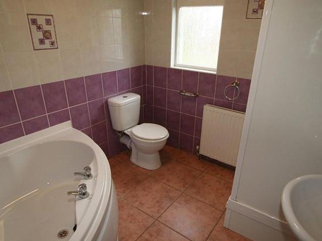 Room for rent in Burley, West Yorkshire