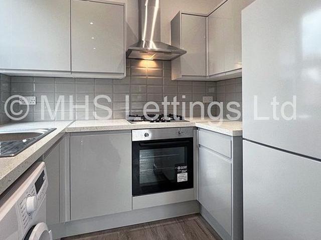 Room for rent in Hyde Park, Leeds