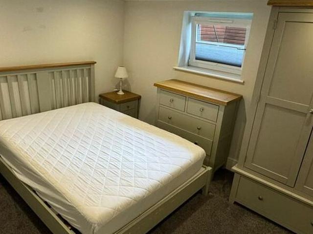 Room for rent in Holbeck, West Yorkshire