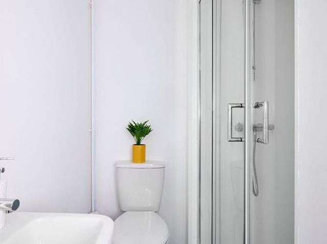 Room for rent in Arena Quarter, Leeds