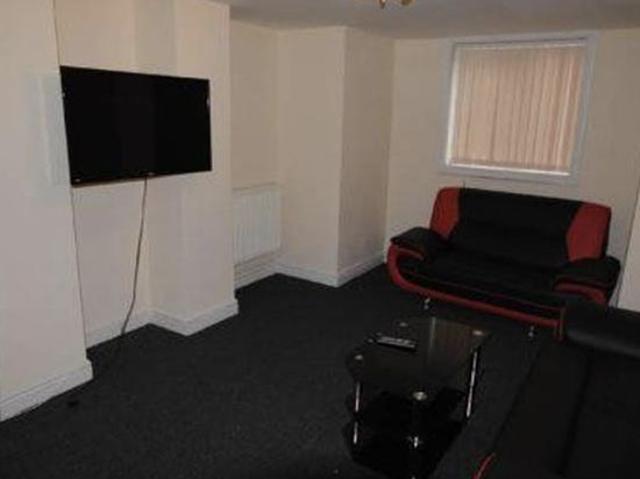 Room for rent in Beckett Park, Headingley