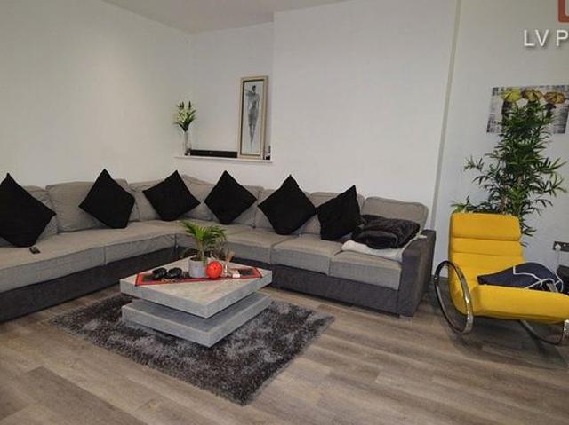 Room for rent in Woodhouse, West Yorkshire