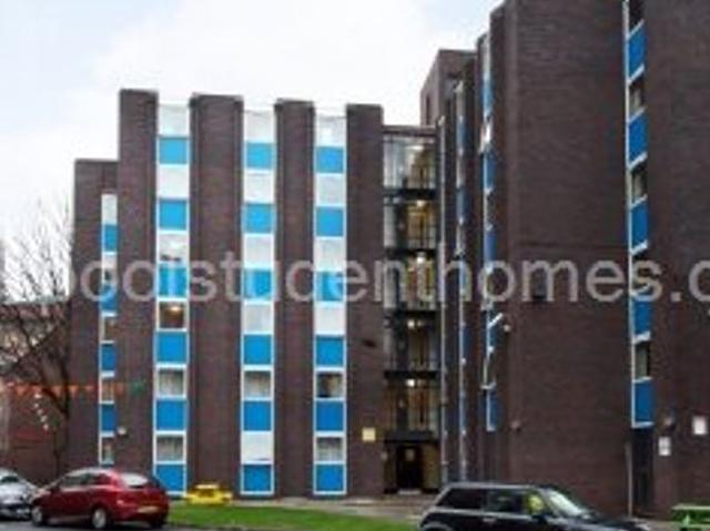Room for rent in Calderstones