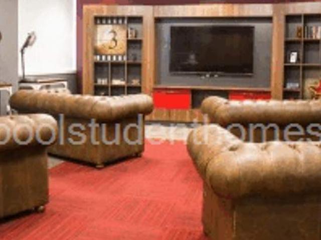 Room for rent in Calderstones