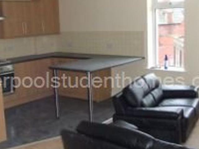 Room for rent in Calderstones