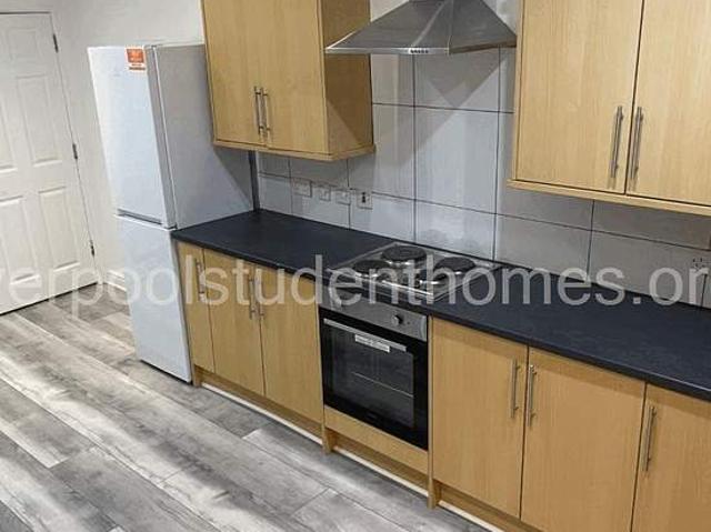 Room for rent in Calderstones