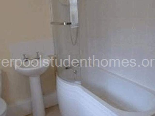 Room for rent in Calderstones