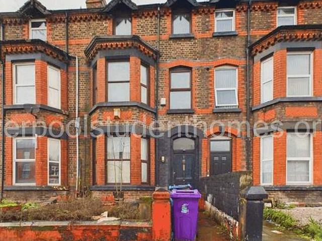 Room for rent in Calderstones