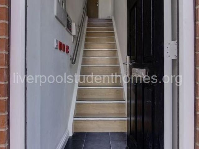 Room for rent in Calderstones