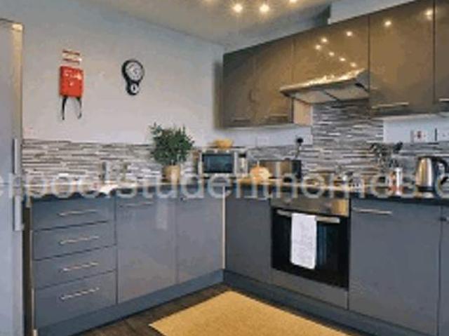 Room for rent in Islington, Calderstones