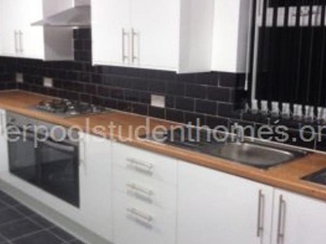 Room for rent in Calderstones