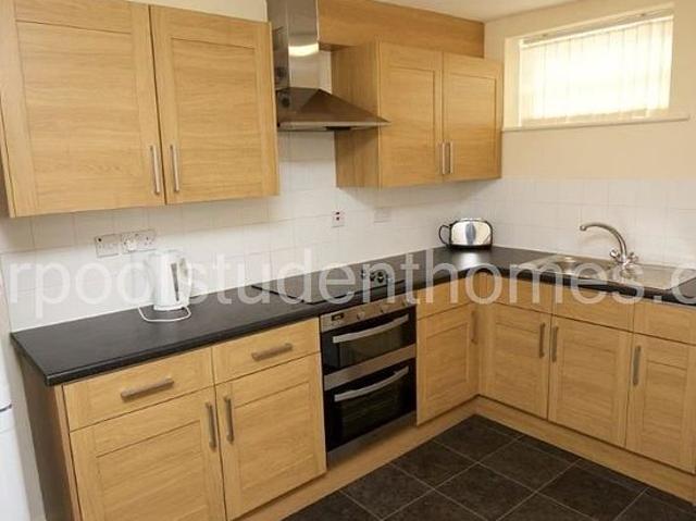 Room for rent in St George's Quarter / Cultural Quarter, Calderstones
