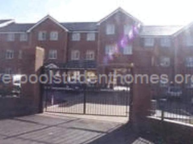 Room for rent in Calderstones