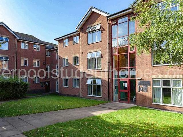 Room for rent in Calderstones