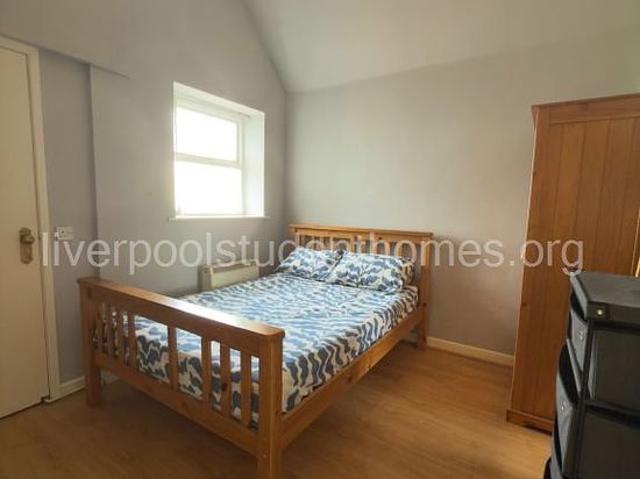 Room for rent in Ropewalks, Calderstones