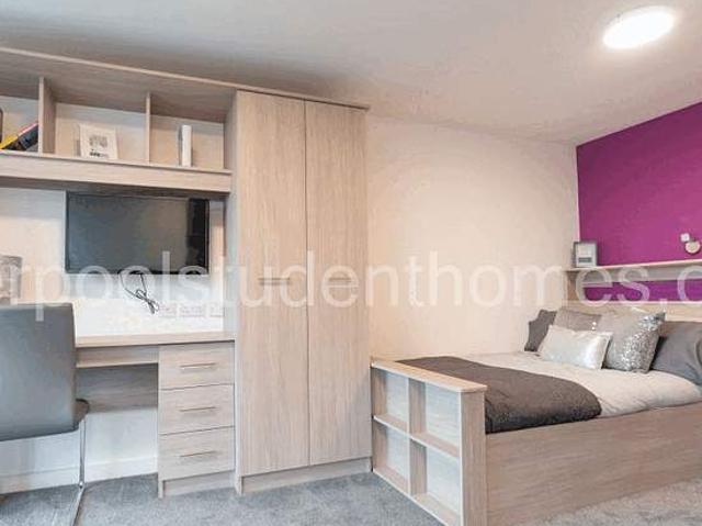Room for rent in Islington, Calderstones