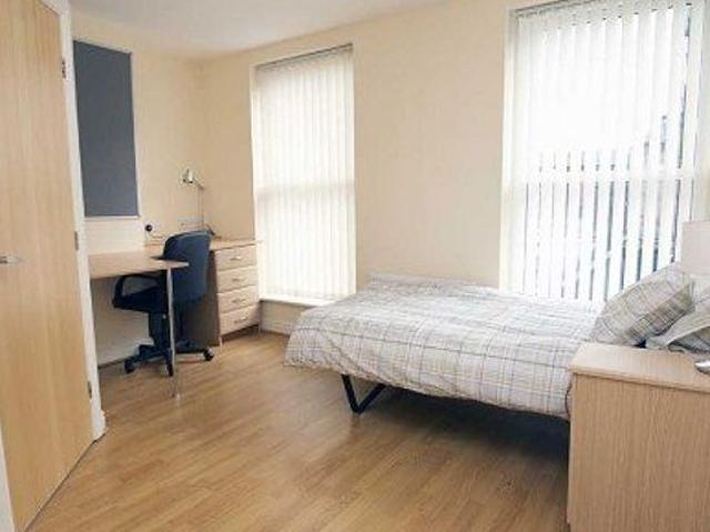 Room for rent in Islington, Calderstones