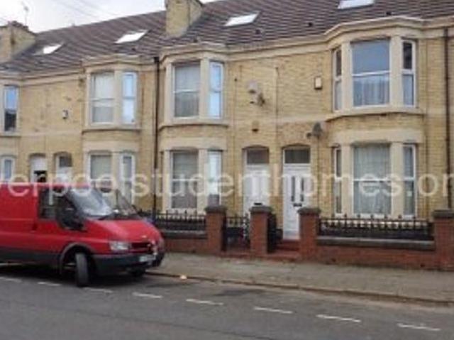 Room for rent in Kensington, Calderstones