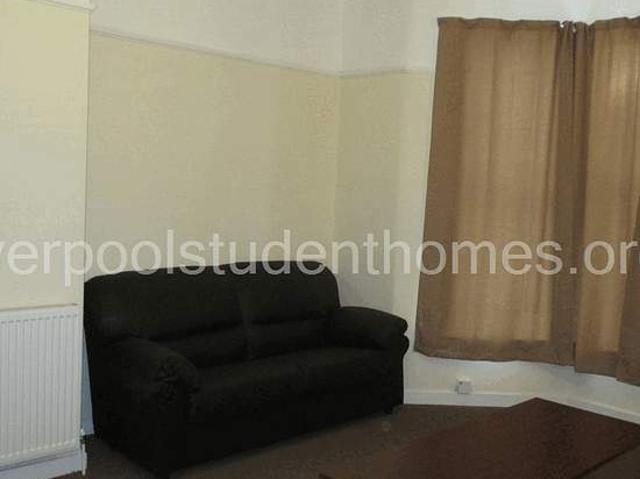 Room for rent in Calderstones