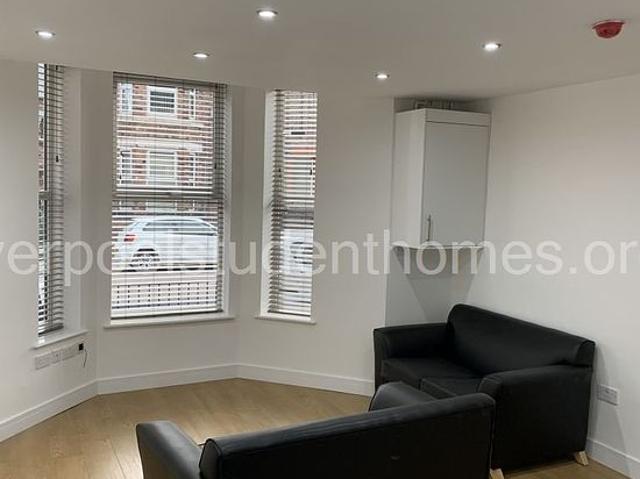 Room for rent in Calderstones