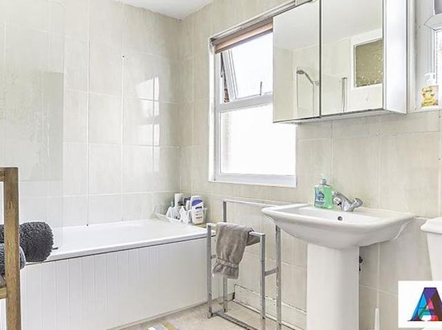 Room for rent in Finchley, Greater London