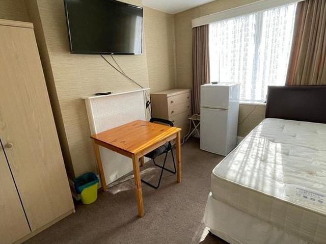 Room for rent in Upper Edmonton, Greater London